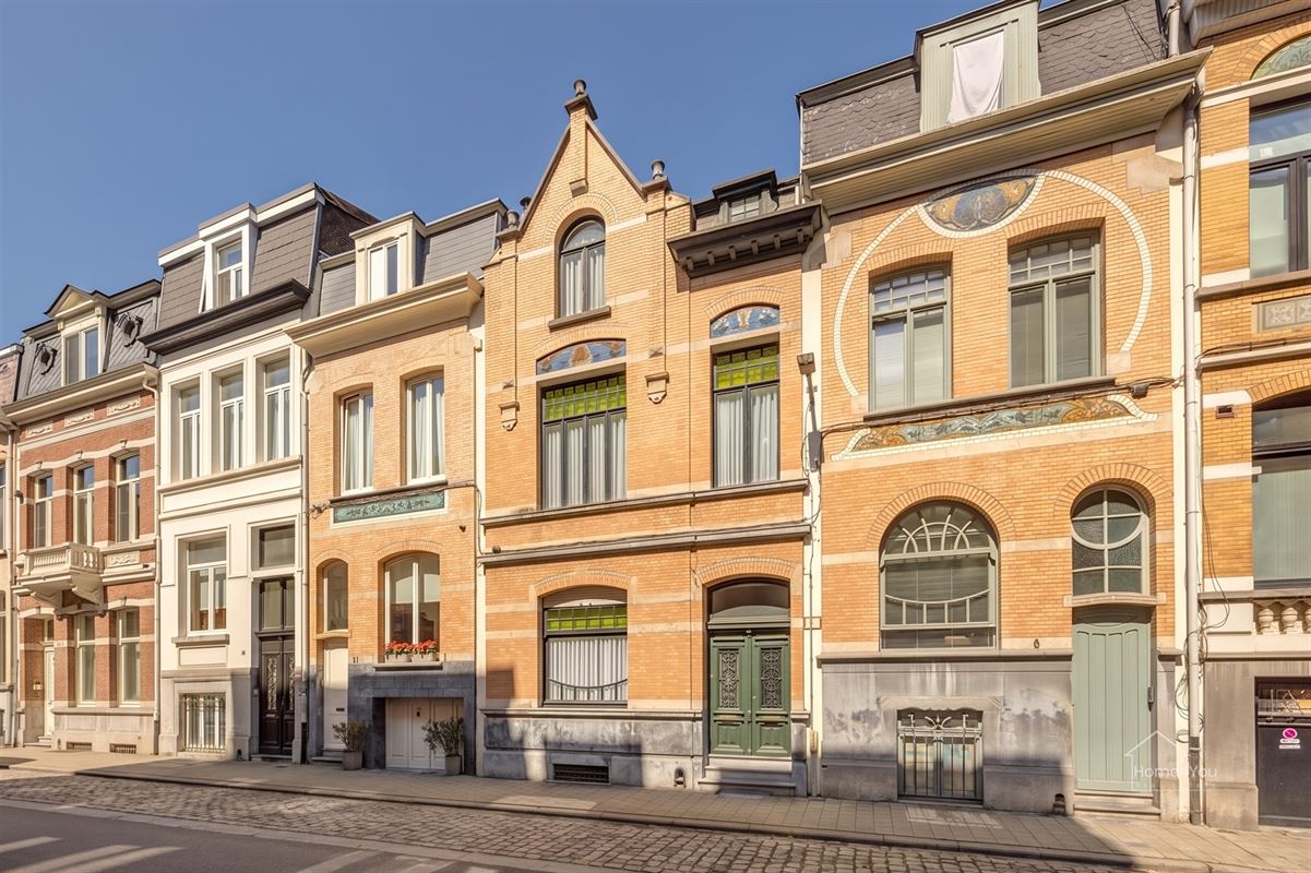 Authentiek herenhuis met 5 slaapkamers en tuin.