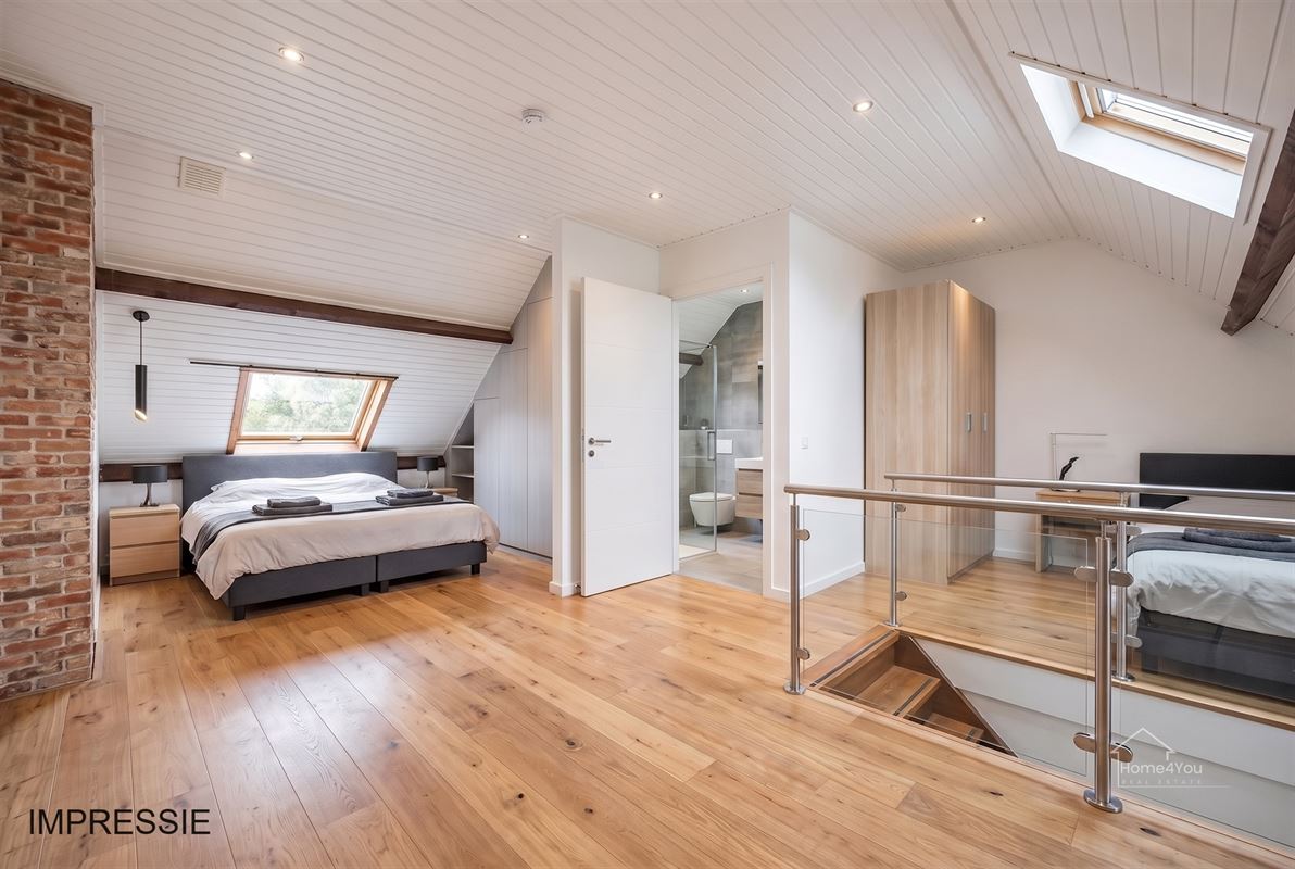 Te renoveren woning met 2 woonentiteiten + tuin