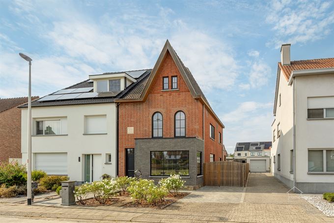 Prachtige HOB, 3 slaapk + zolder en ruime tuin