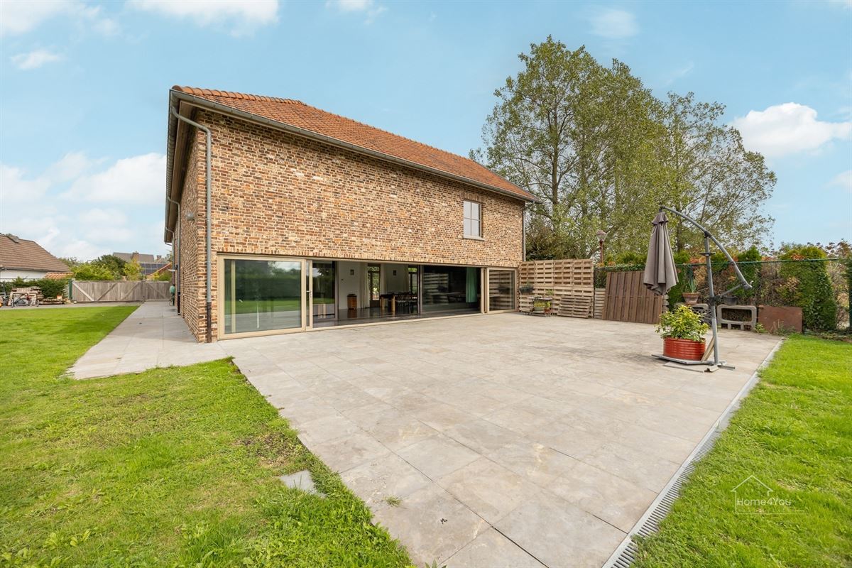 Karaktervolle hoevewoning nabij de Maas