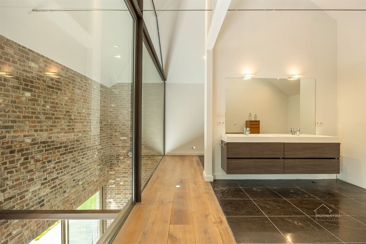 Karaktervolle hoevewoning nabij de Maas