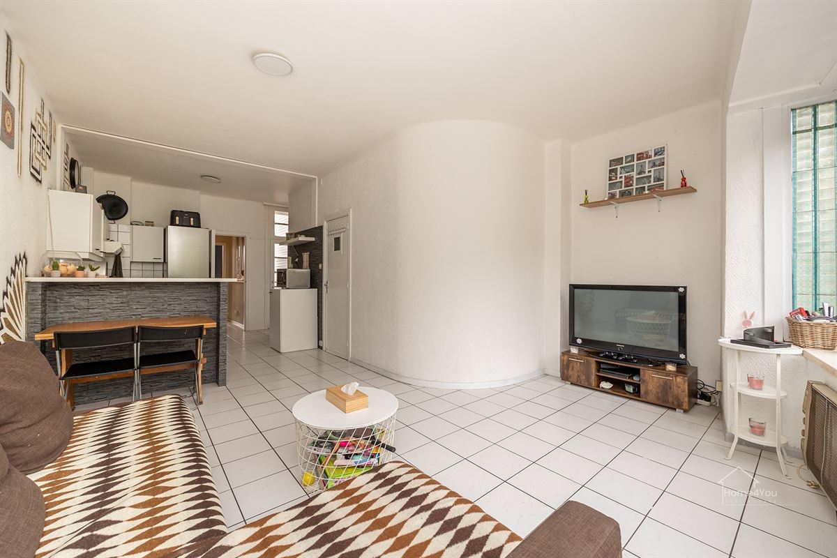 Lichtrijk 2-slaapkamerappartement met terras