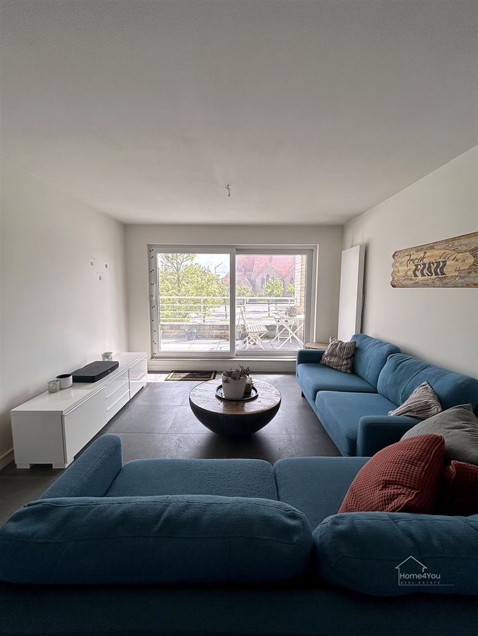 Bemeubeld duplexappartement in hartje Oostende te huur!