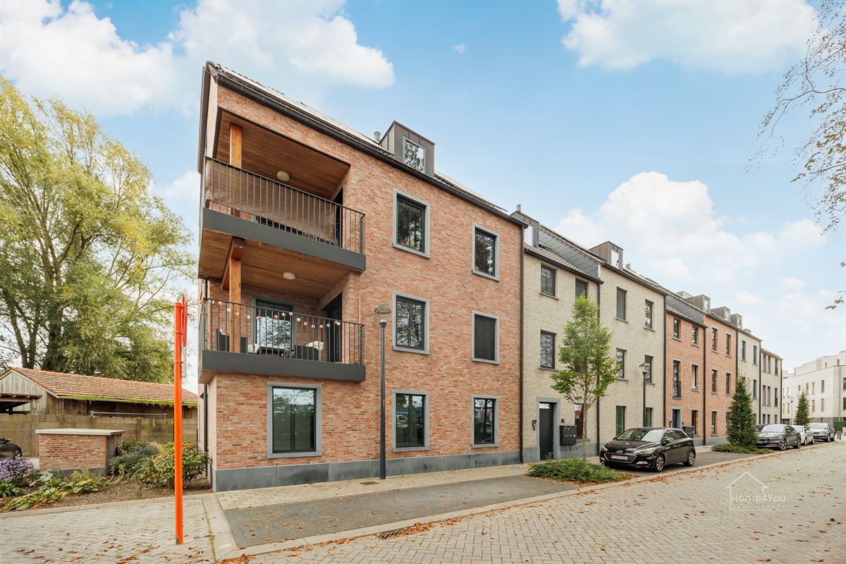 Recent Instapklaar Appartement te Lier + garage