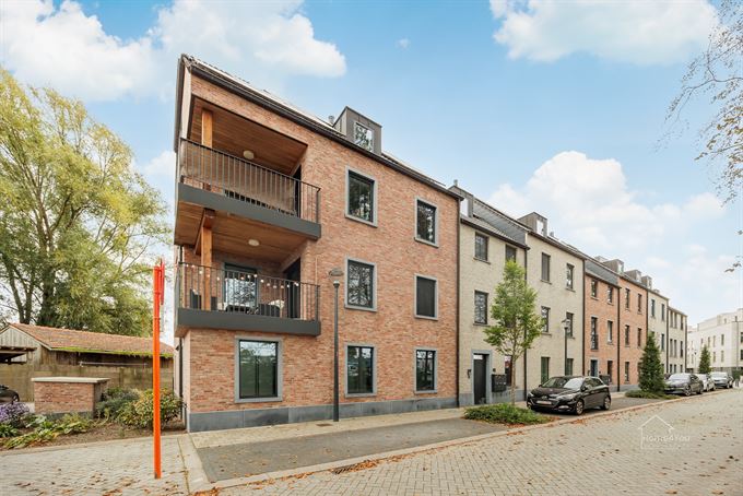Recent Instapklaar Appartement te Lier + garage