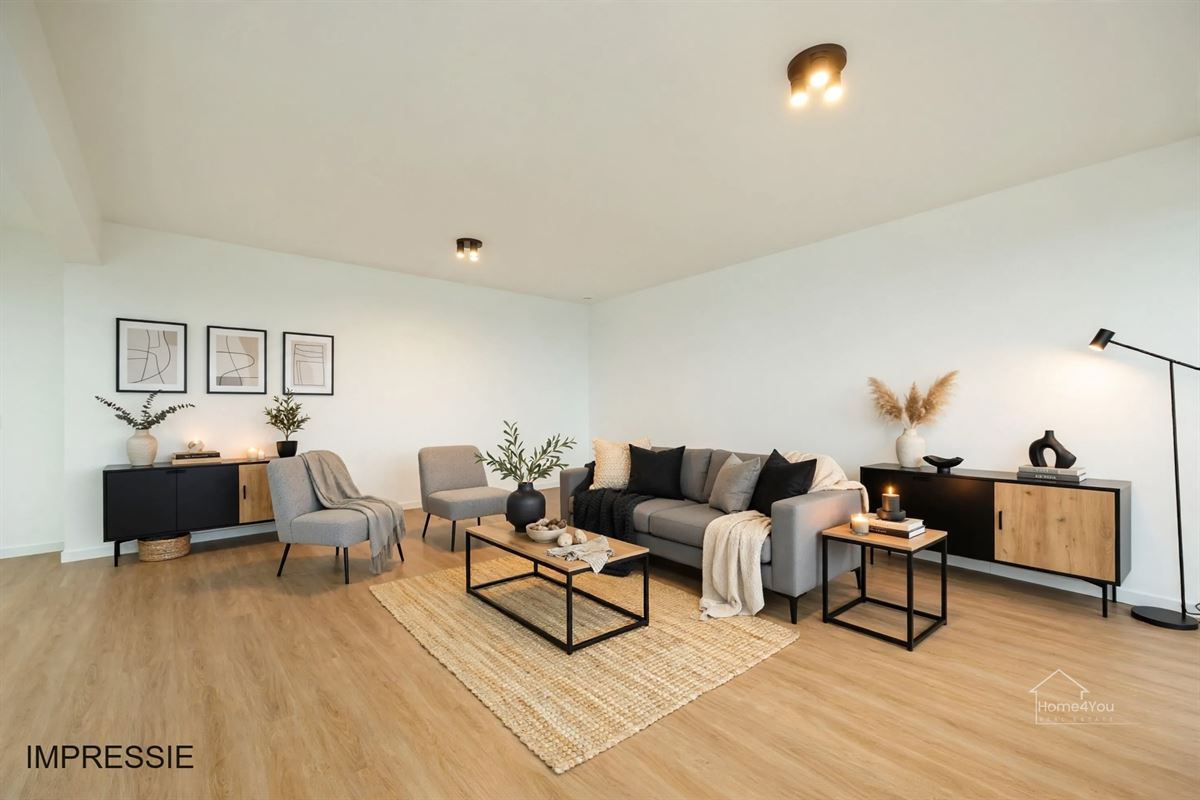 Ruim en gerenoveerd 3-slaapkamerappartement met 2 terrassen