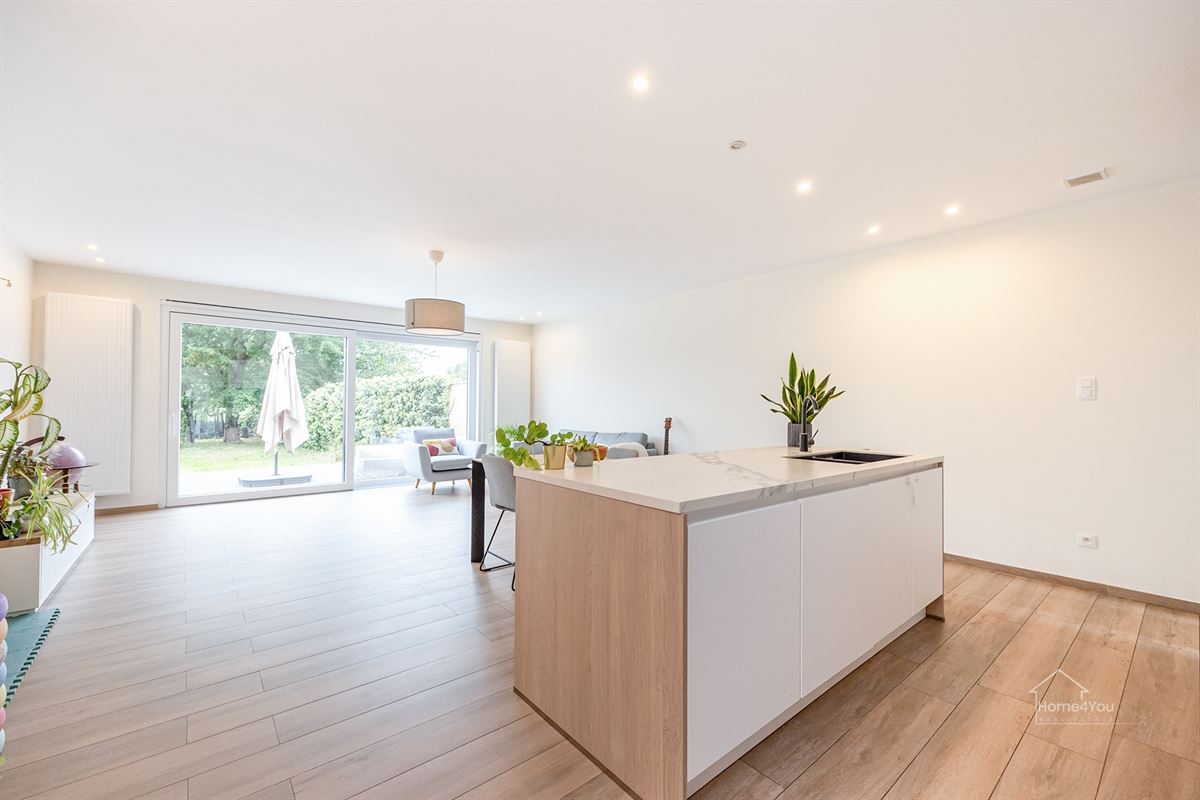 Prachtige Instapklare woning, A label, 4 slaapk+ bureel