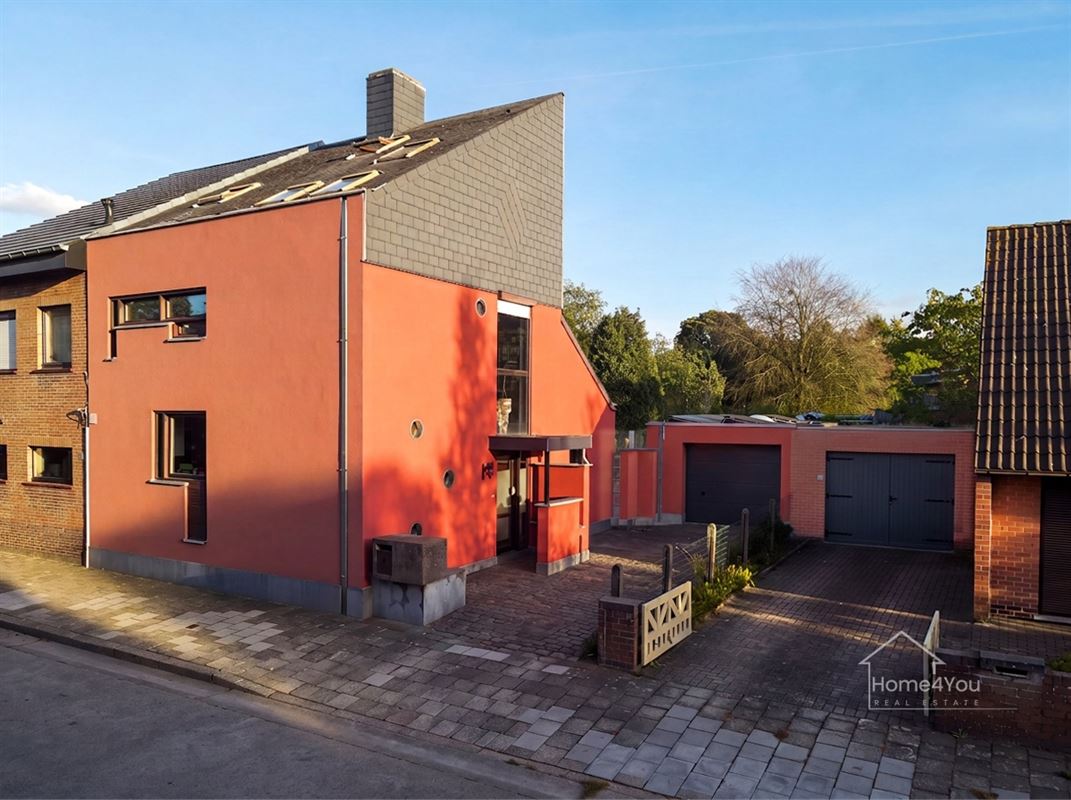 Lichtrijke architectenwoning met zuidtuin, vlot bereikbaar