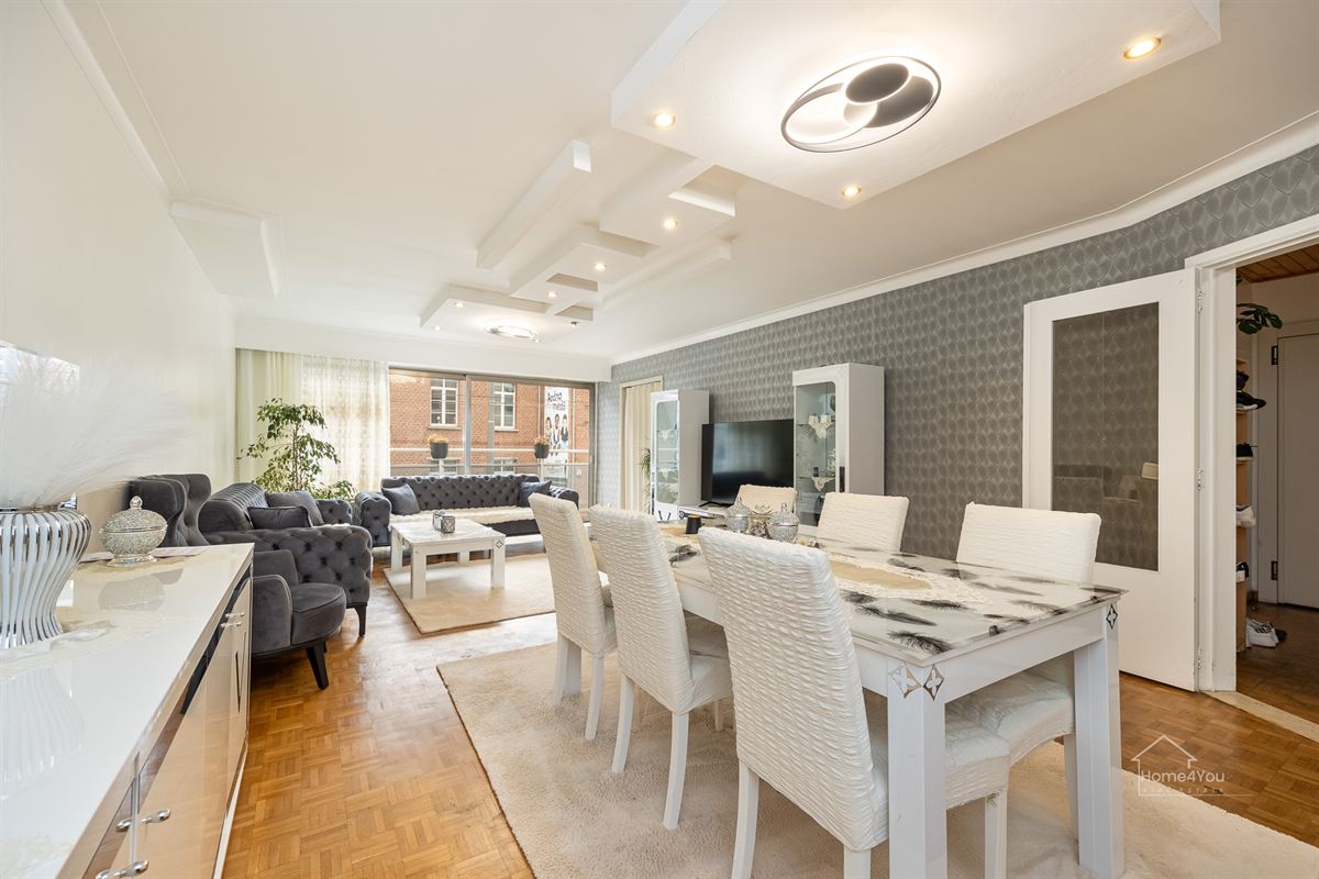 Instapklaar appartement met 3 slpk, terras en een staanplaats te Deurne!