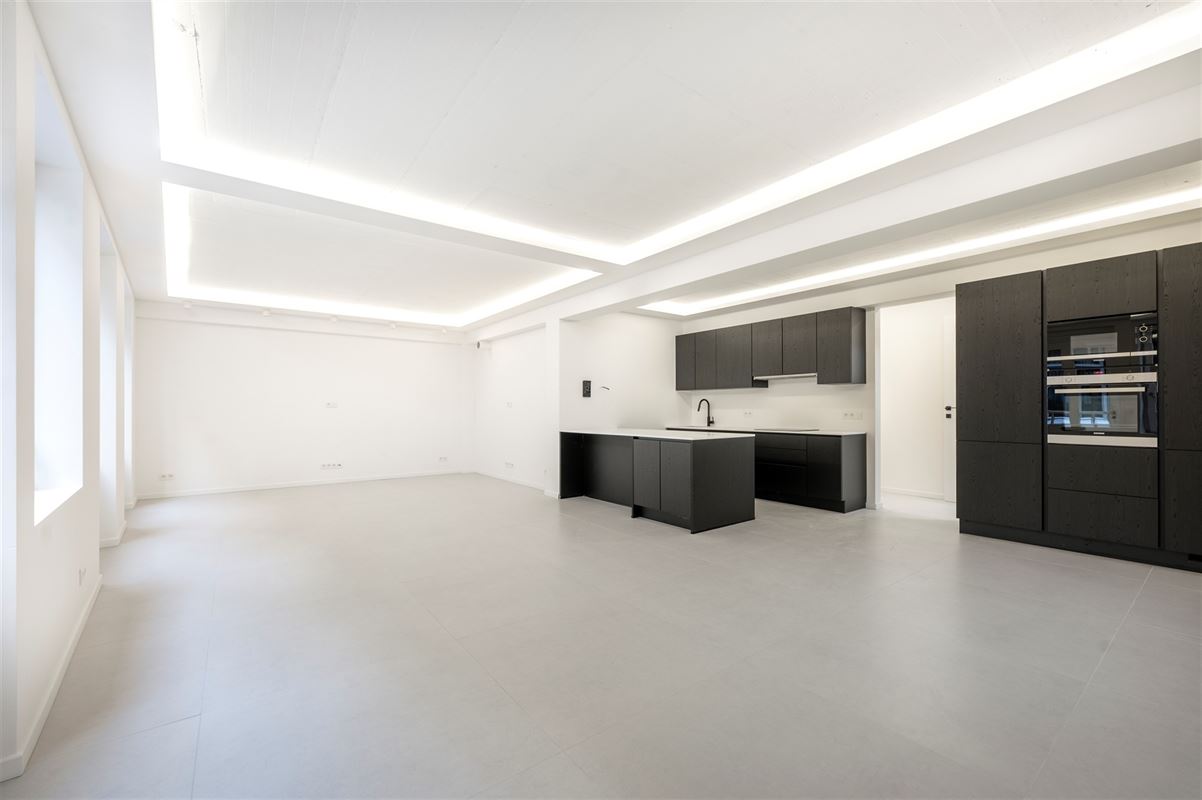 ZWARTZUSTERSSTRAAT 6 - GLV ANTWERPEN