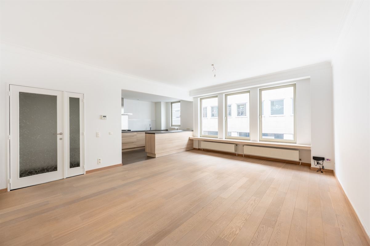 Appartement met veel lichtinval en luxe afwerking