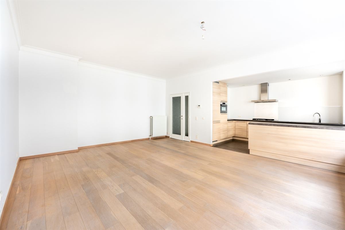 Appartement met veel lichtinval en luxe afwerking