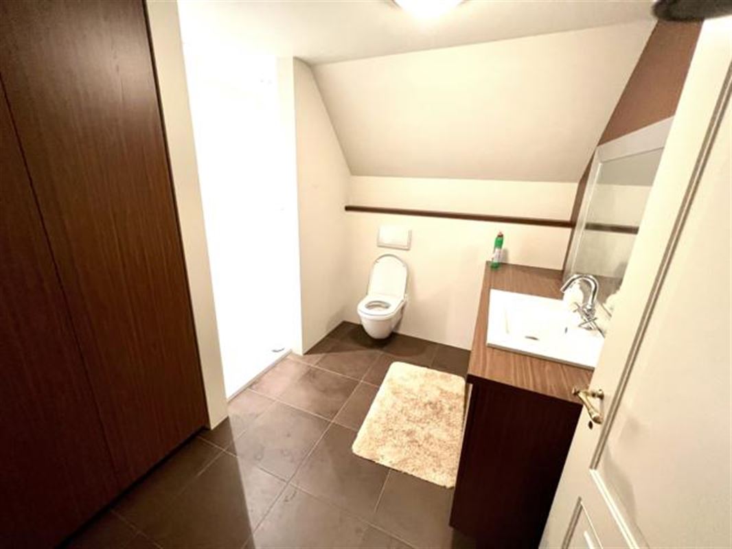 Prachtige villa met 9 slaapkamers en buitenzwembad