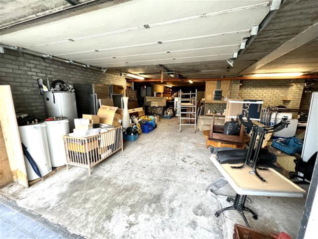 Prachtige villa met 9 slaapkamers en buitenzwembad