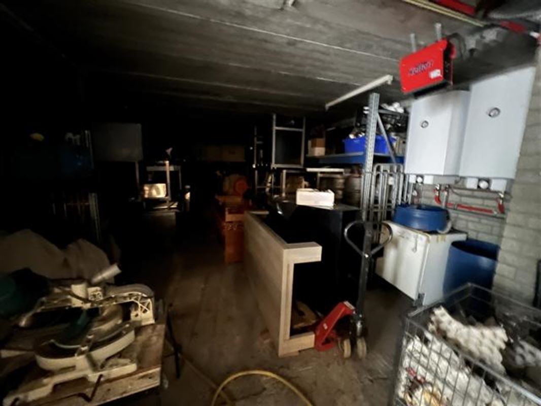 Prachtige villa met 9 slaapkamers en buitenzwembad