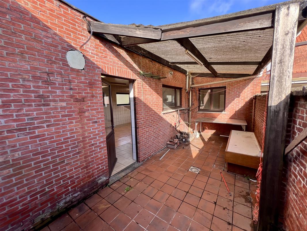 Uniek Pand van 385 m² met Onbeperkte Mogelijkheden