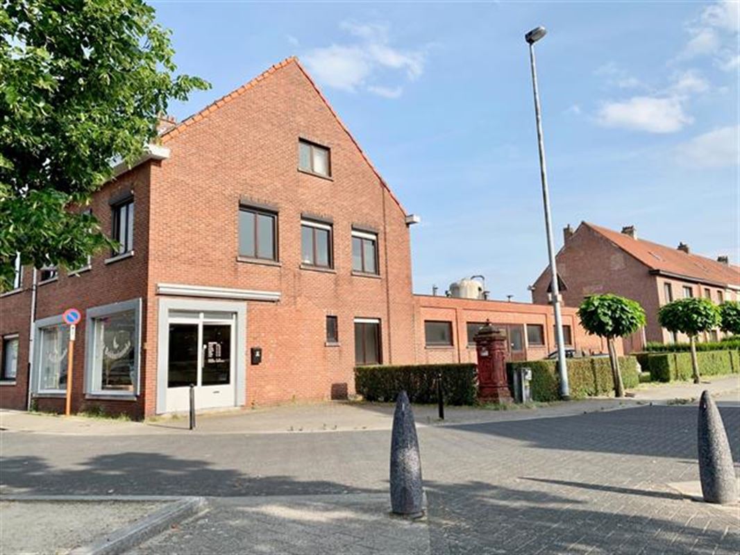 Uniek Pand van 385 m² met Onbeperkte Mogelijkheden