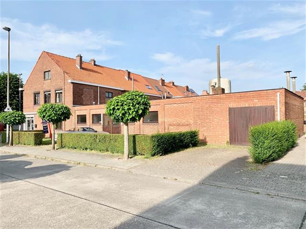 Uniek Pand van 385 m² met Onbeperkte Mogelijkheden