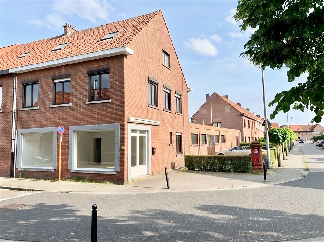 Uniek Pand van 385 m² met Onbeperkte Mogelijkheden