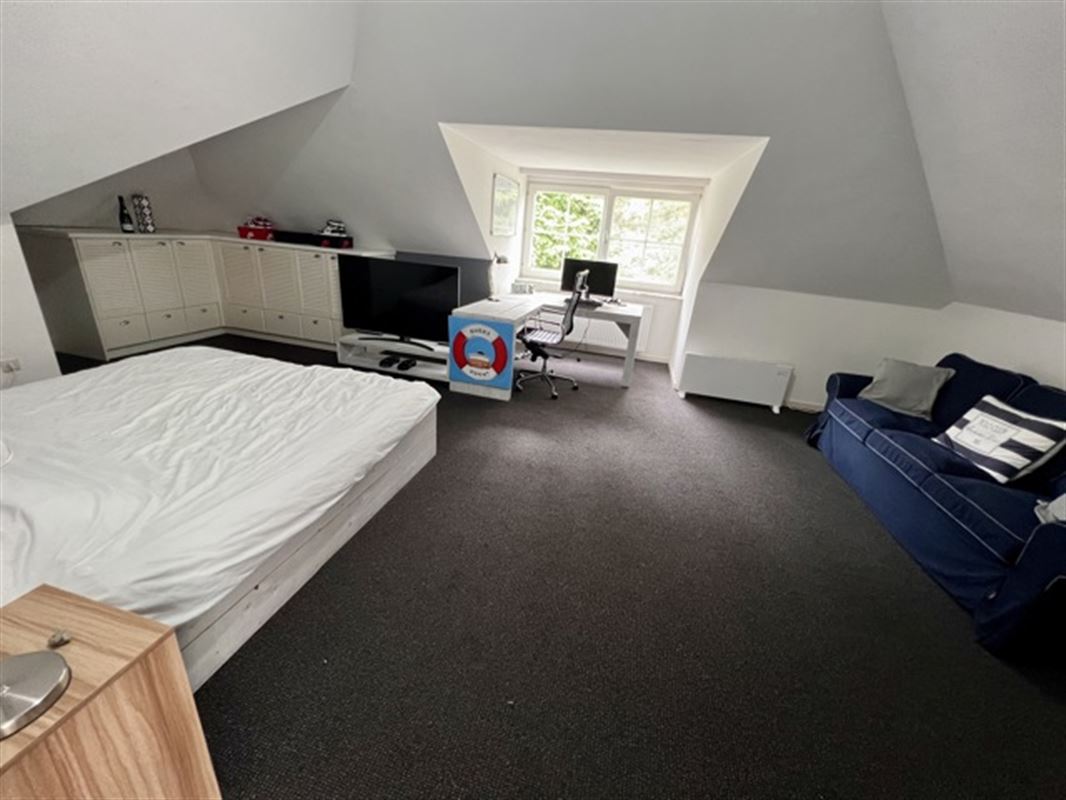 Villa met binnen en buitenzwembad
