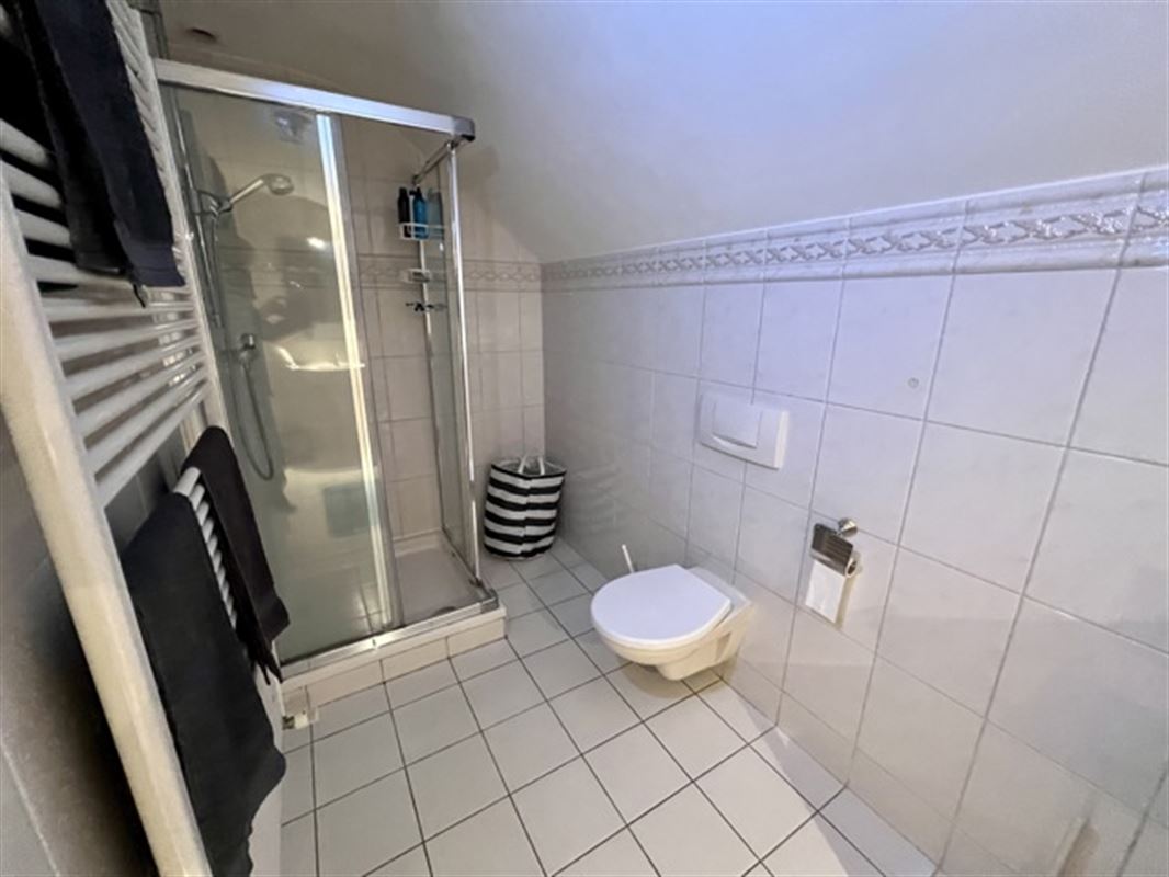 Villa met binnen en buitenzwembad