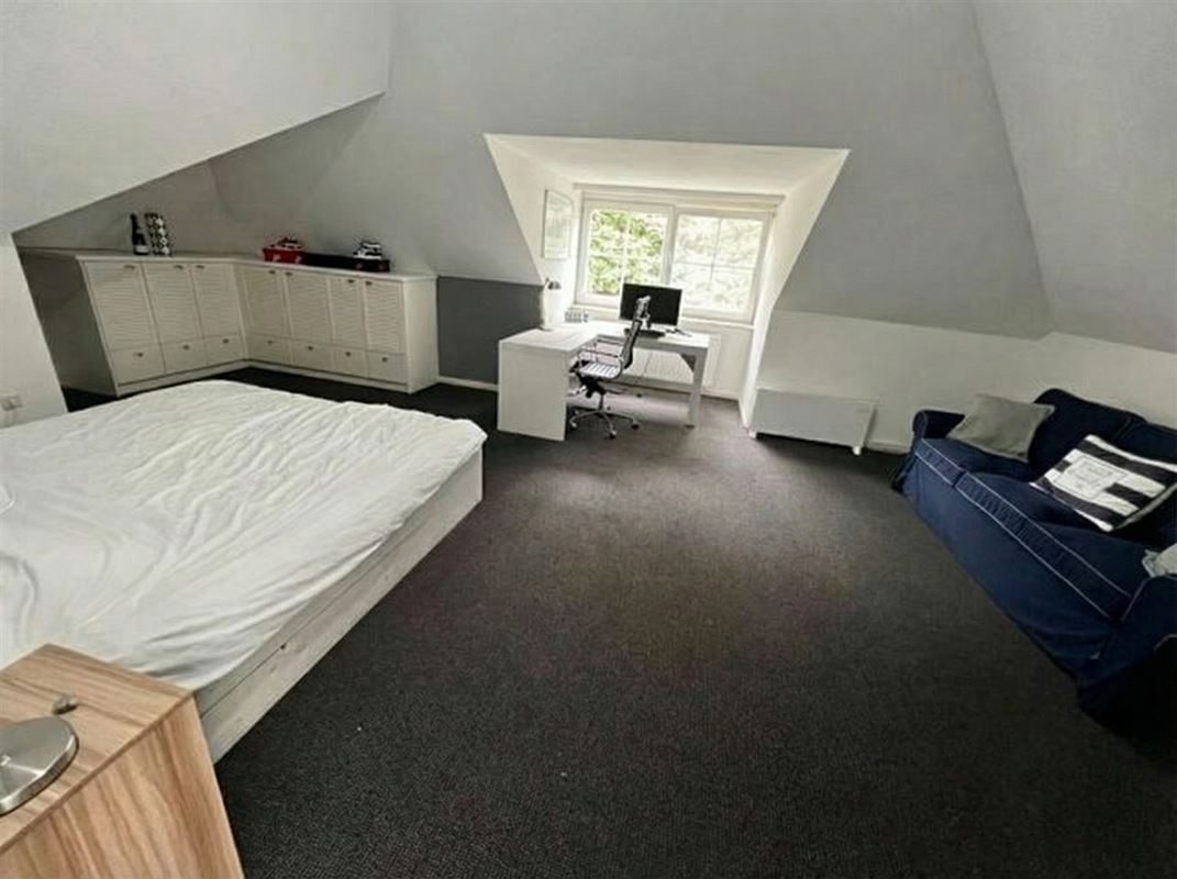 Villa met binnen en buitenzwembad