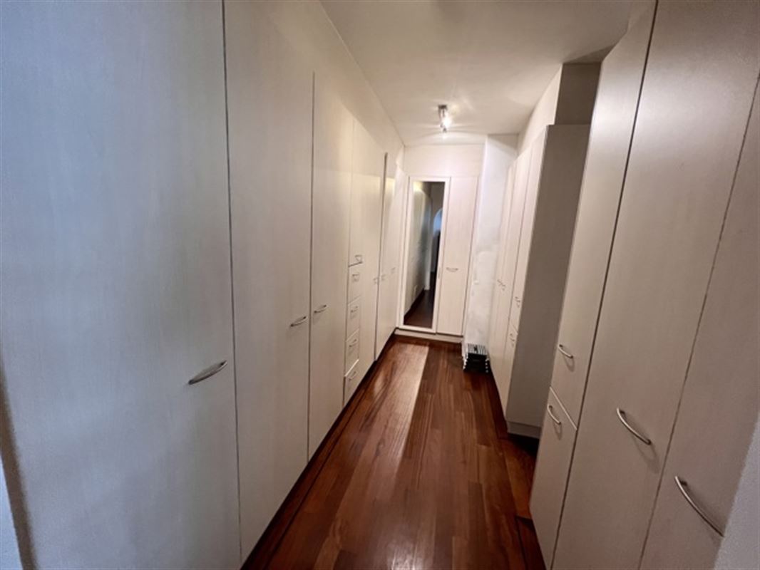 Villa met binnen en buitenzwembad