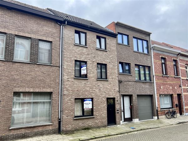Ruime gezinswoning met mogelijkheid tot 6 slaapkamers!