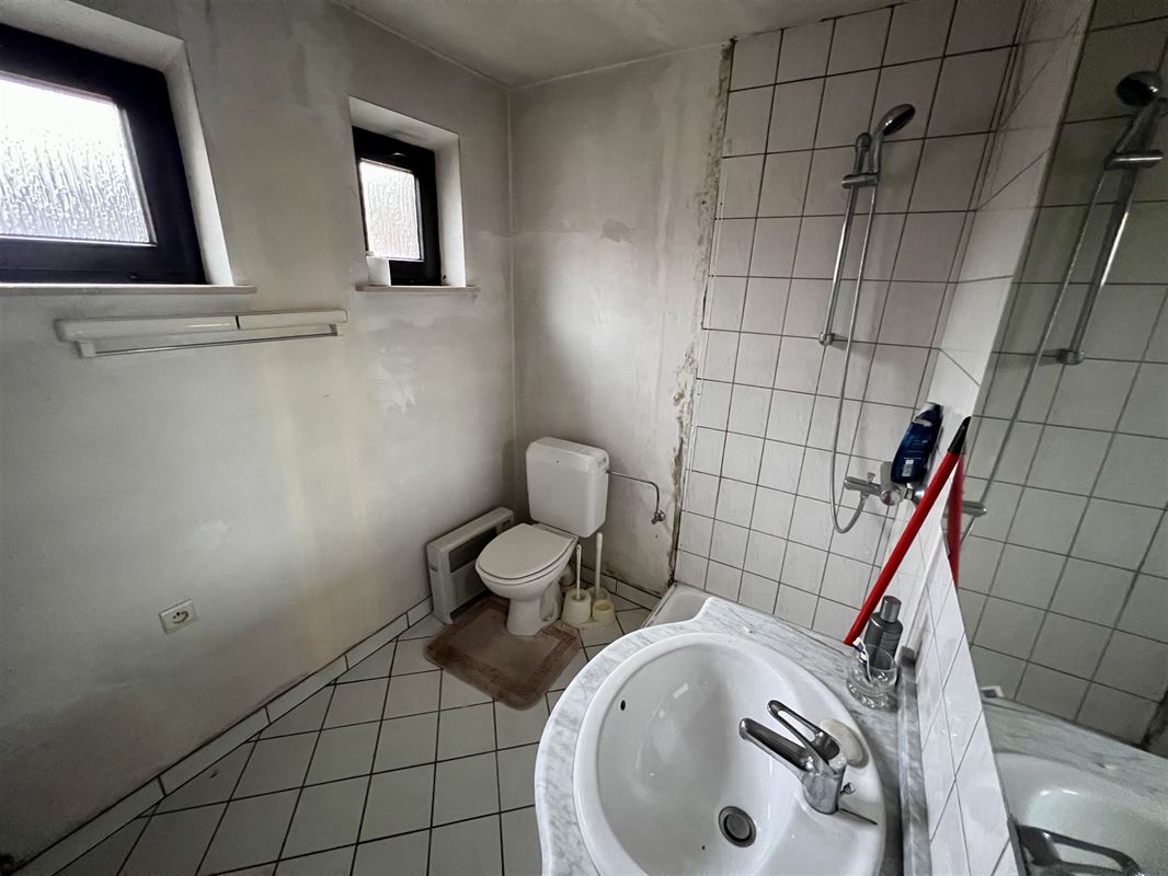 Ruime gezinswoning met mogelijkheid tot 6 slaapkamers!
