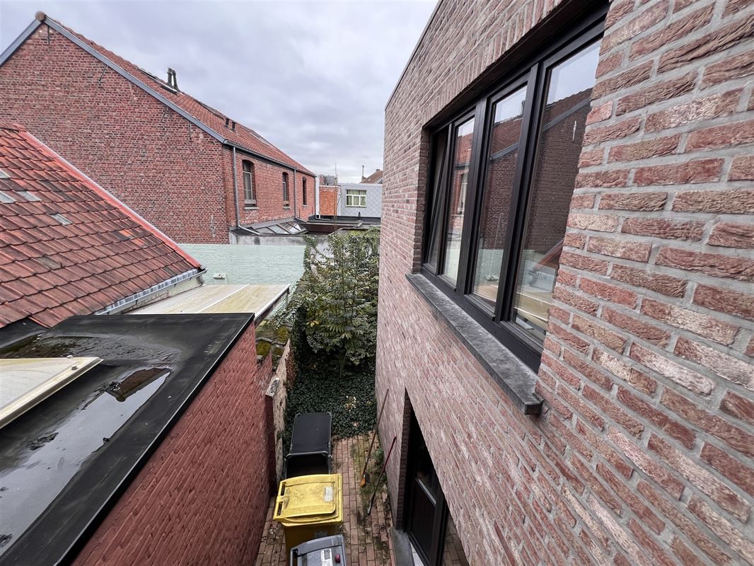 Ruime gezinswoning met mogelijkheid tot 6 slaapkamers!