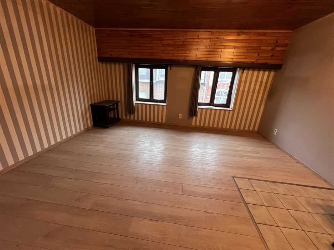 Ruime gezinswoning met mogelijkheid tot 6 slaapkamers!