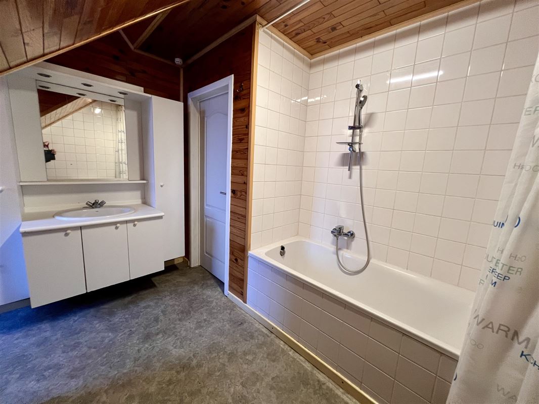Ruime gezinswoning met mogelijkheid tot 6 slaapkamers!