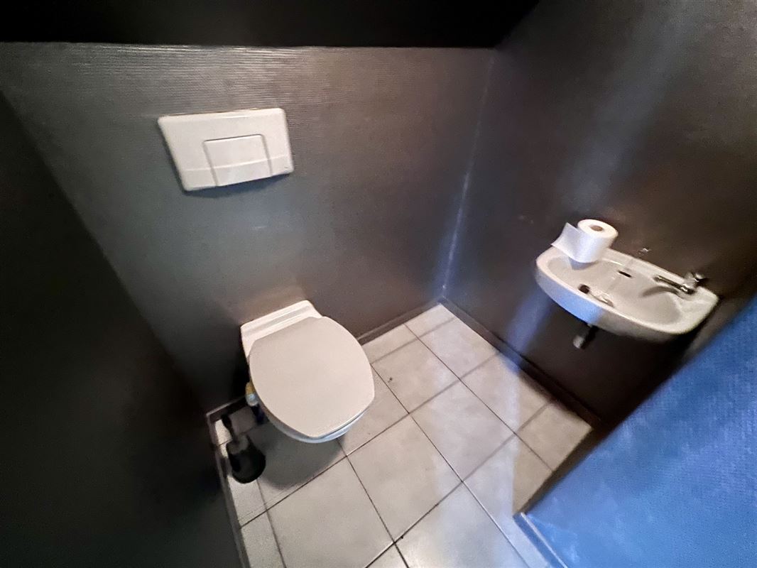 Gelijkvloers op te frissen pareltje te koop in Baarle-Hertog