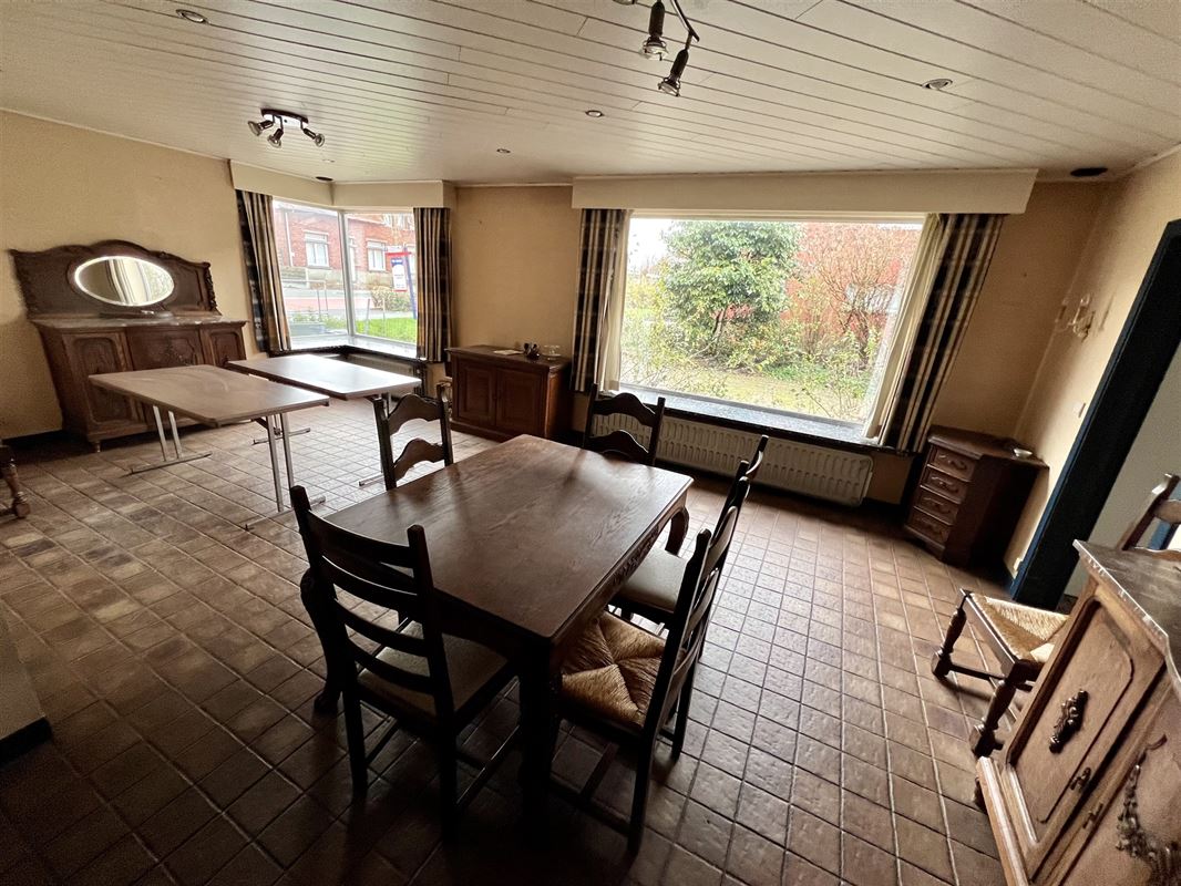 Gelijkvloers op te frissen pareltje te koop in Baarle-Hertog