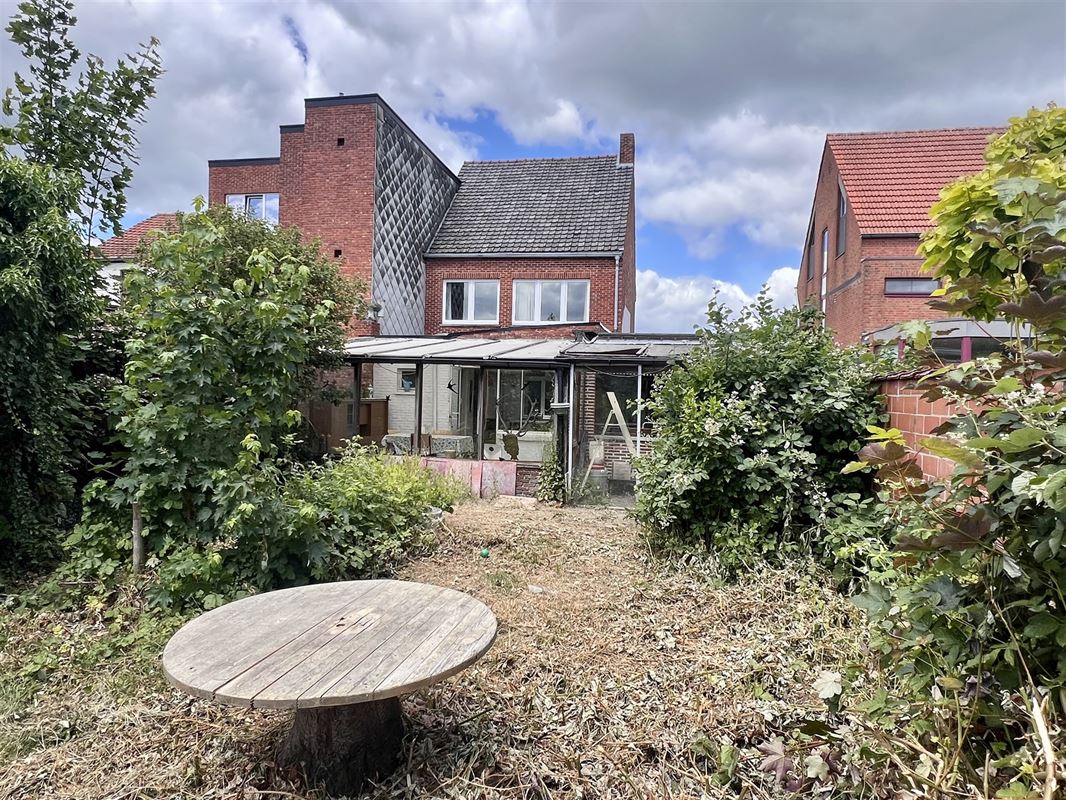 Meesterwoning met 3 garages en zuidtuin (430m²)