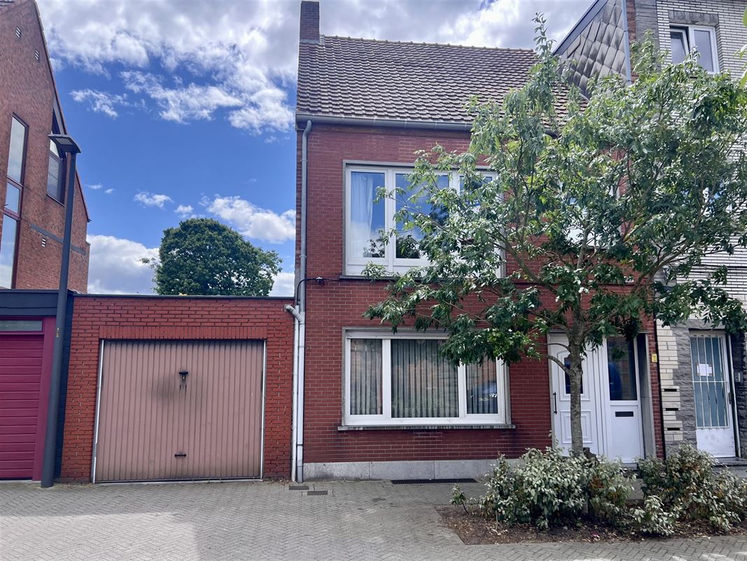 Meesterwoning met 3 garages en zuidtuin (430m²)