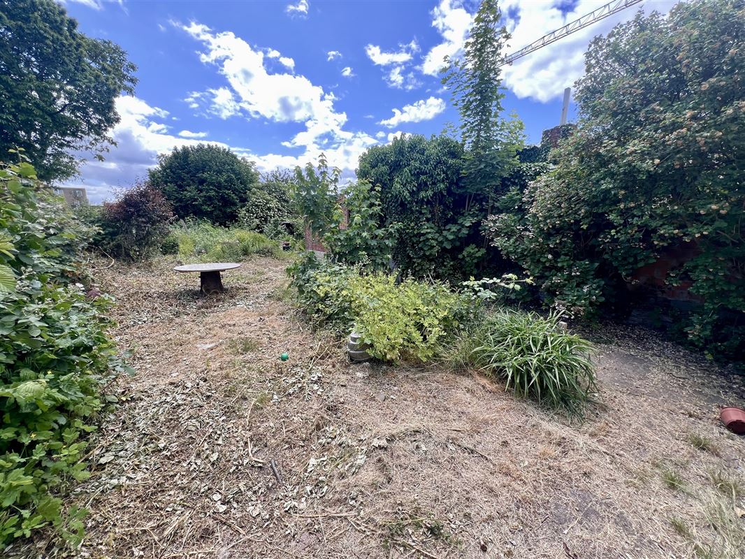 Meesterwoning met 3 garages en zuidtuin (430m²)