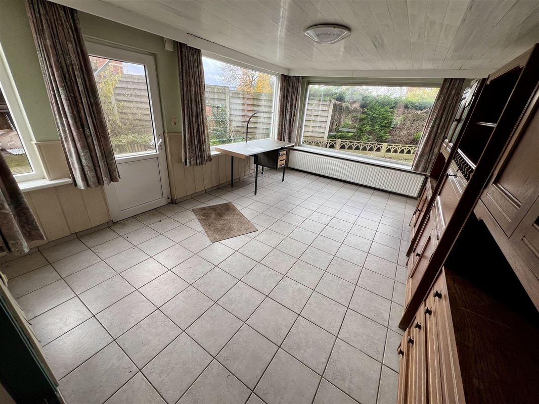 Gelijkvloers op te frissen pareltje te koop in Baarle-Hertog