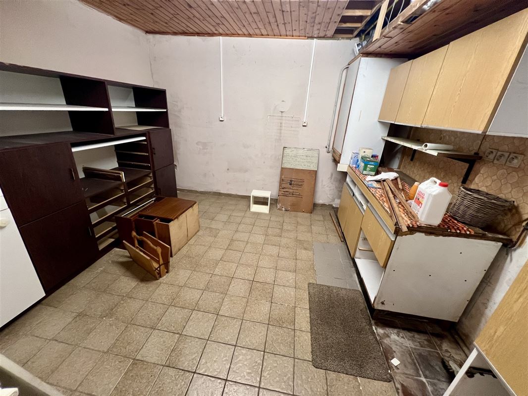 Gelijkvloers op te frissen pareltje te koop in Baarle-Hertog