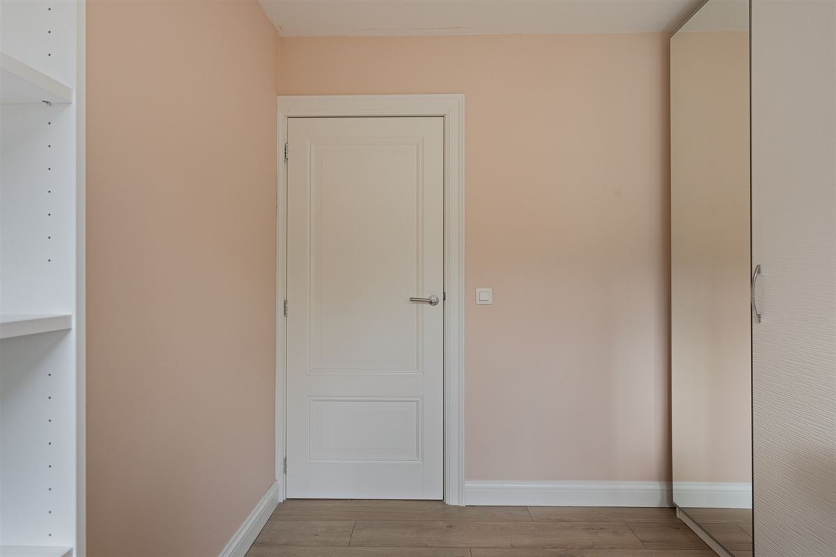 Bij NL grens residentiële villa met zwembad op 1.770 m² 