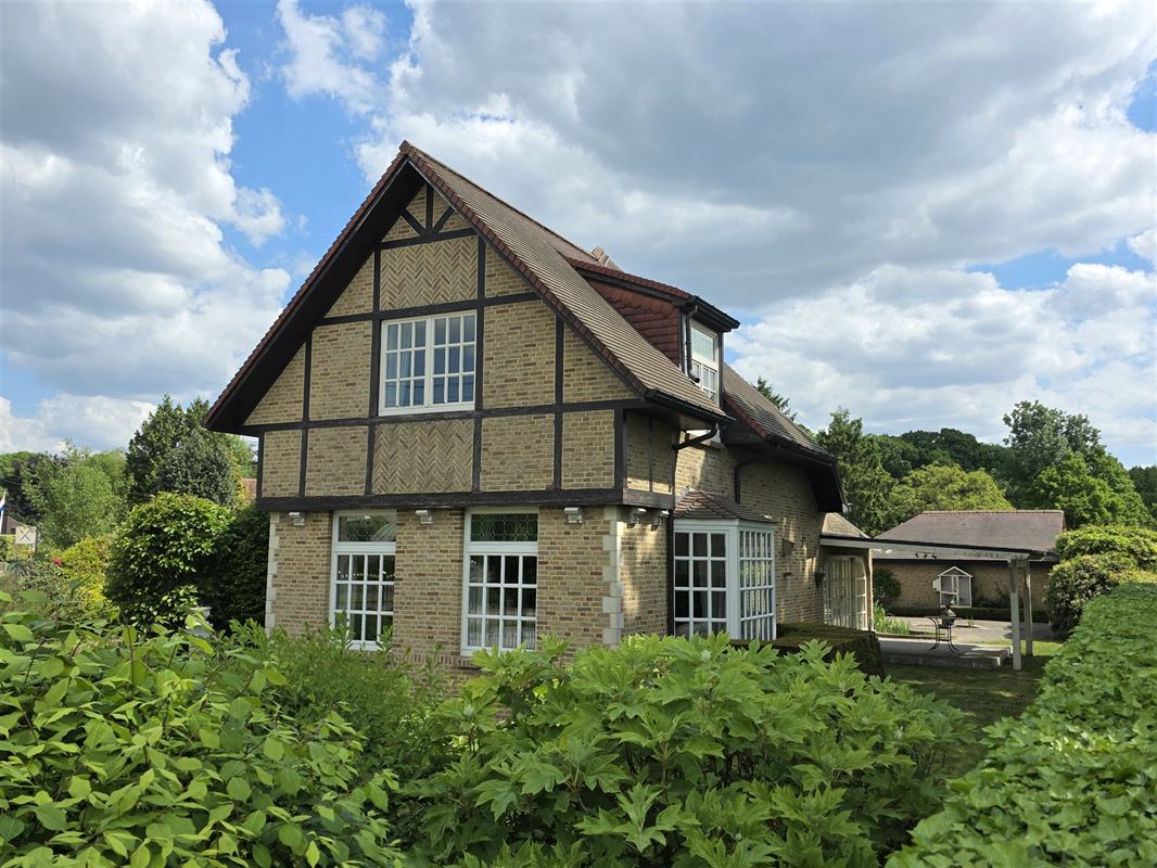 Karaktervolle villa met  4 slaapkamers 
