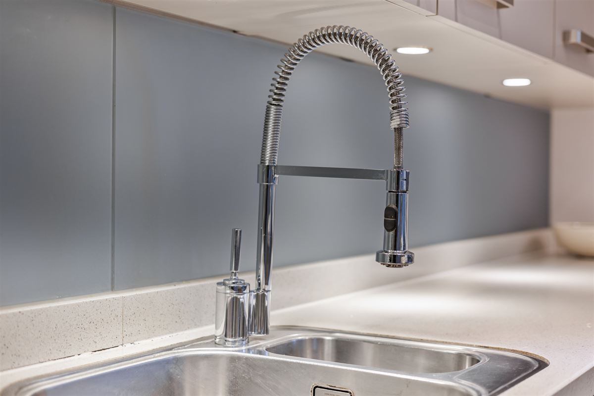 Bij NL grens residentiële villa met zwembad op 1.770 m²