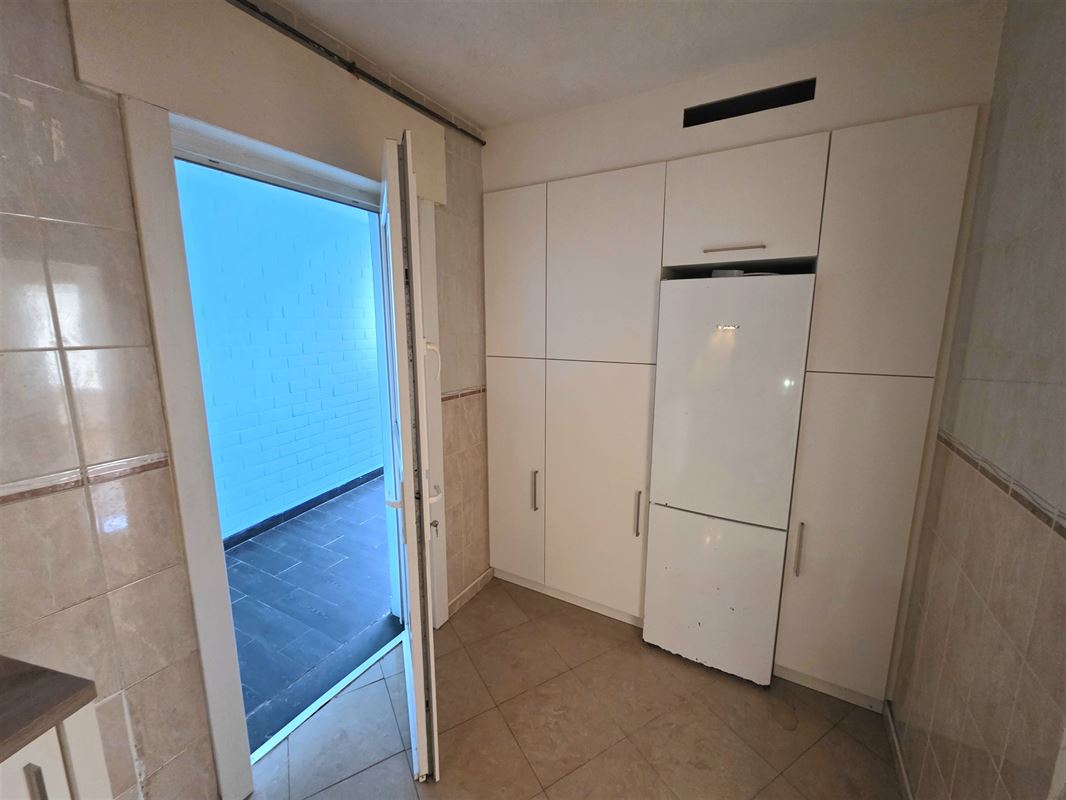 Ruim en Instapklaar Gelijkvloers Appartement in het Centrum