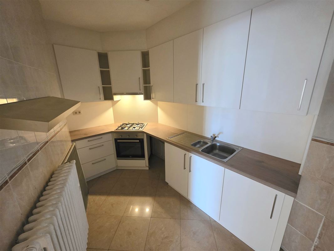 Ruim en Instapklaar Gelijkvloers Appartement in het Centrum