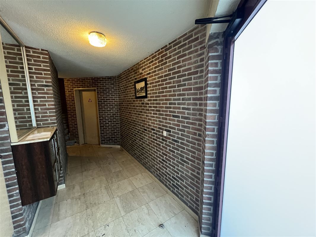 Ruim, comfortabel appartement met garage.