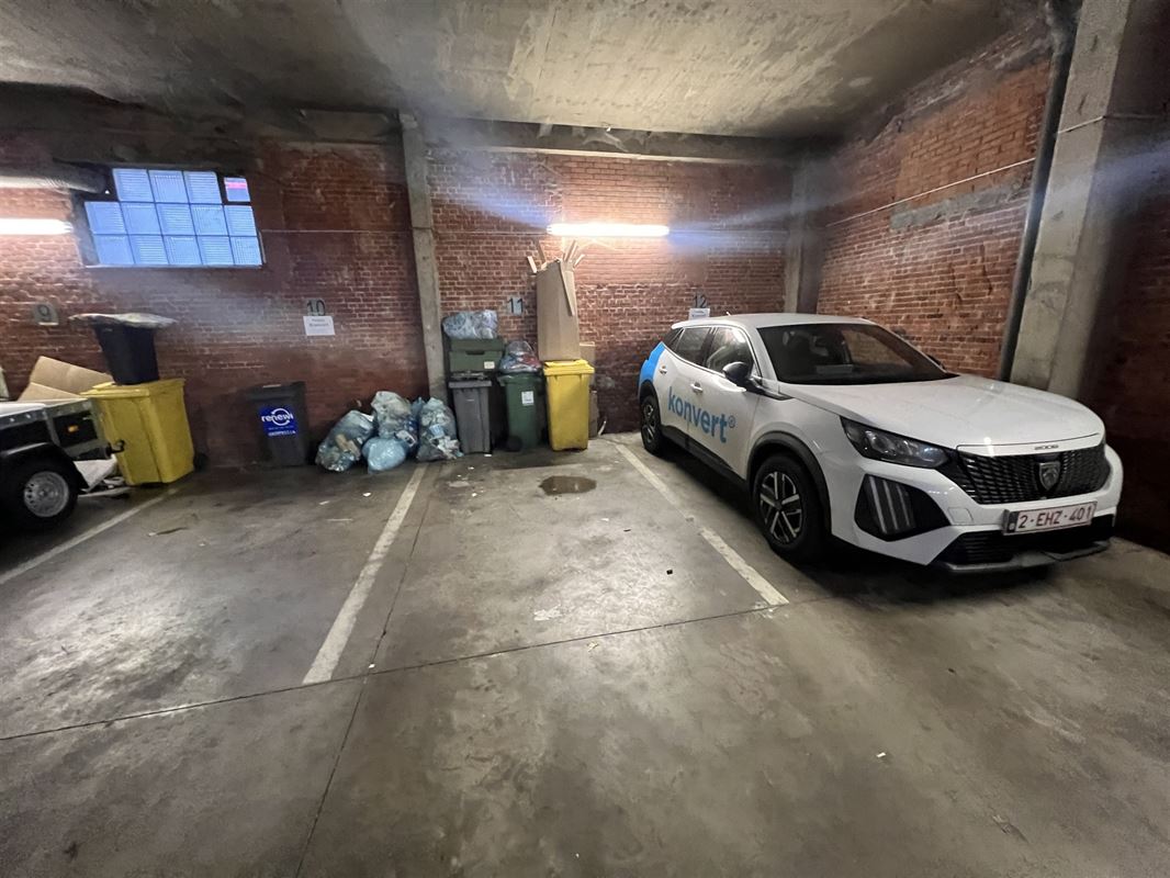 Ruim, comfortabel appartement met garage.