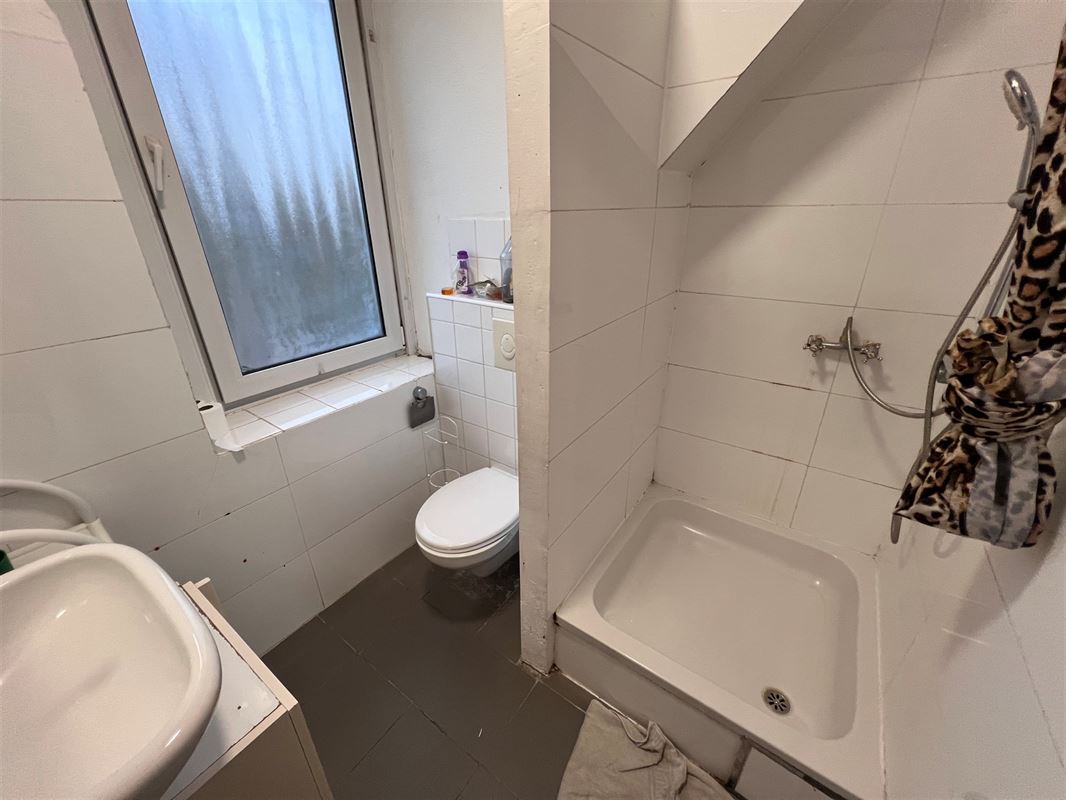 Enorme gezinswoning op 463 m² met 4 à 5 slpks en 2 badk.
