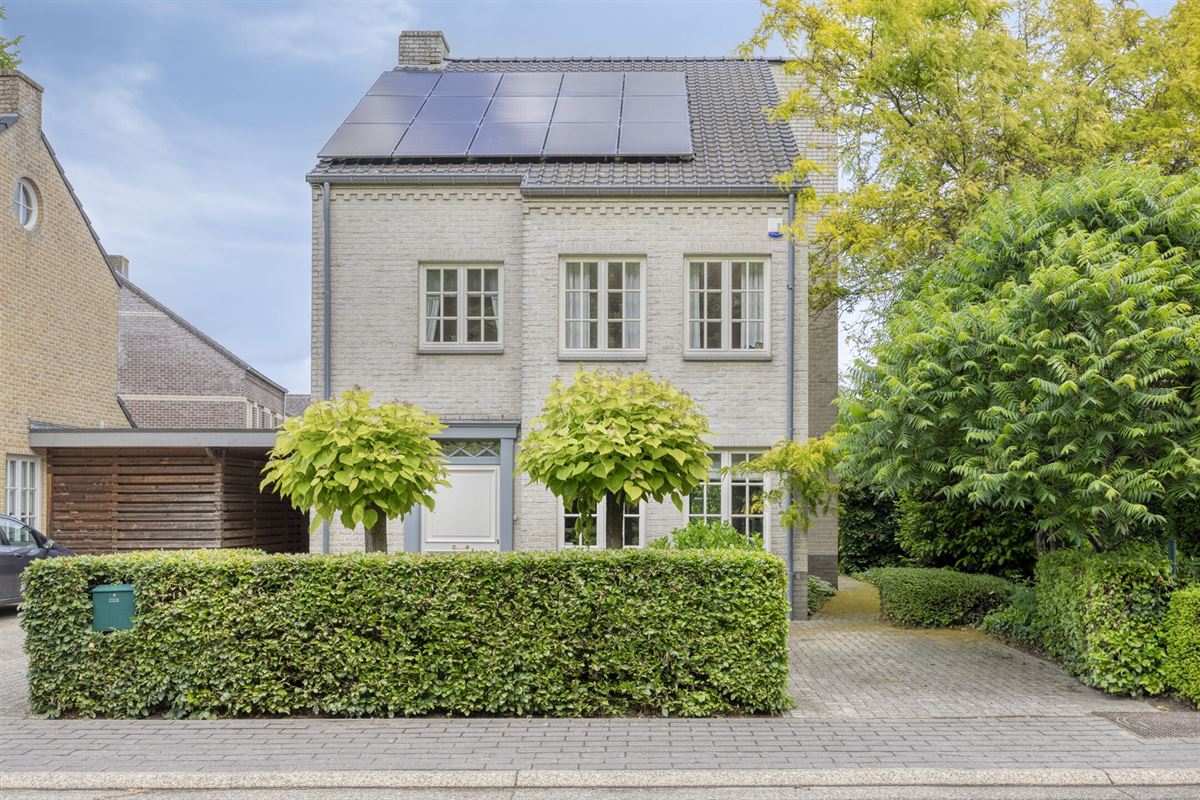 Ruime 5-Slaapkamerwoning in Achel - 246m² Woonplezier