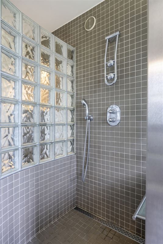 Ruime 5-Slaapkamerwoning in Achel - 246m² Woonplezier
