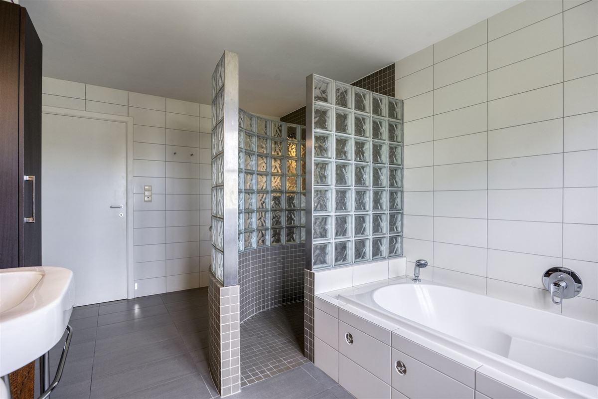 Ruime 5-Slaapkamerwoning in Achel - 246m² Woonplezier